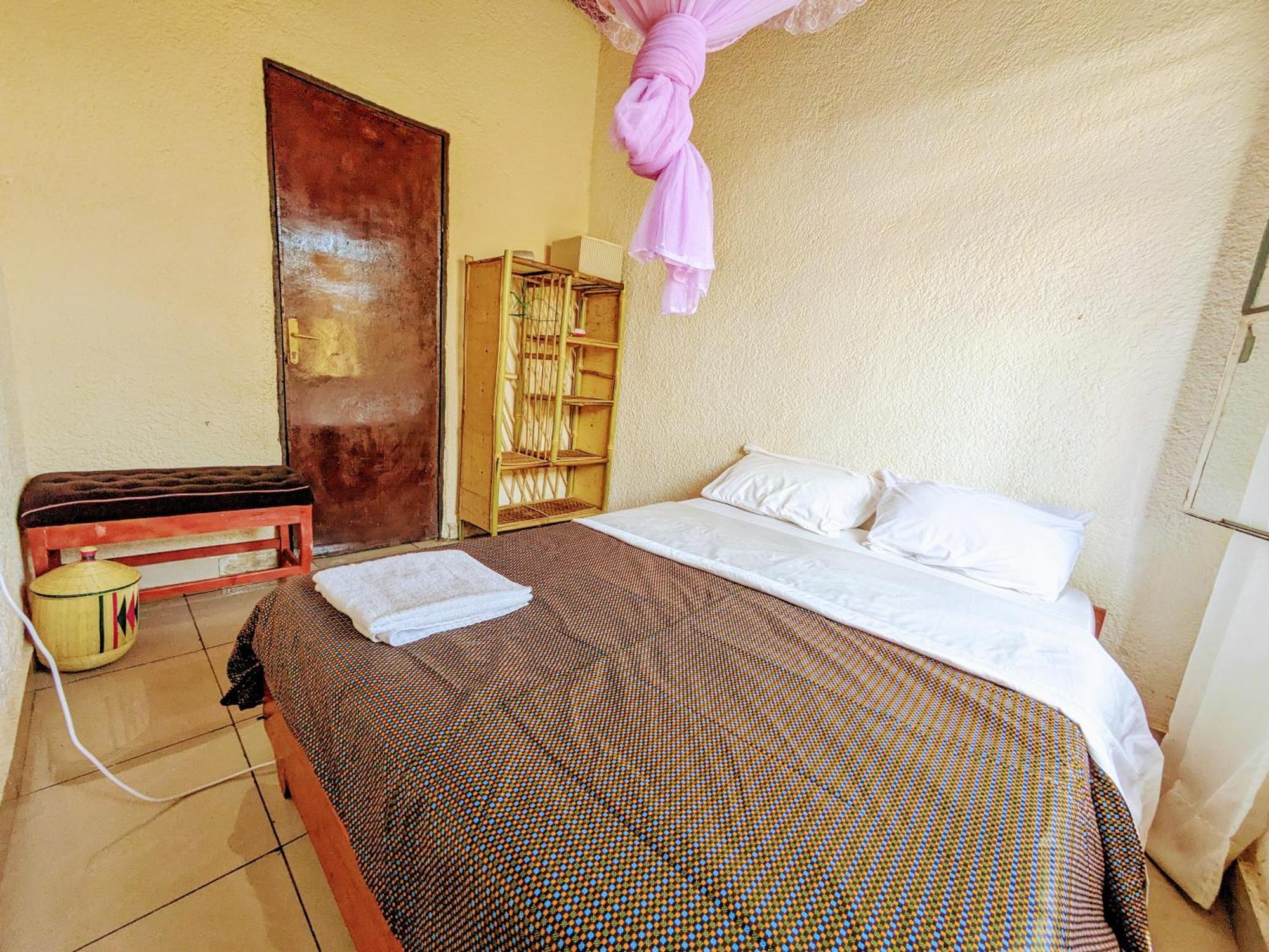 Randa'S House I Homestay Ruhengeri Ngoại thất bức ảnh
